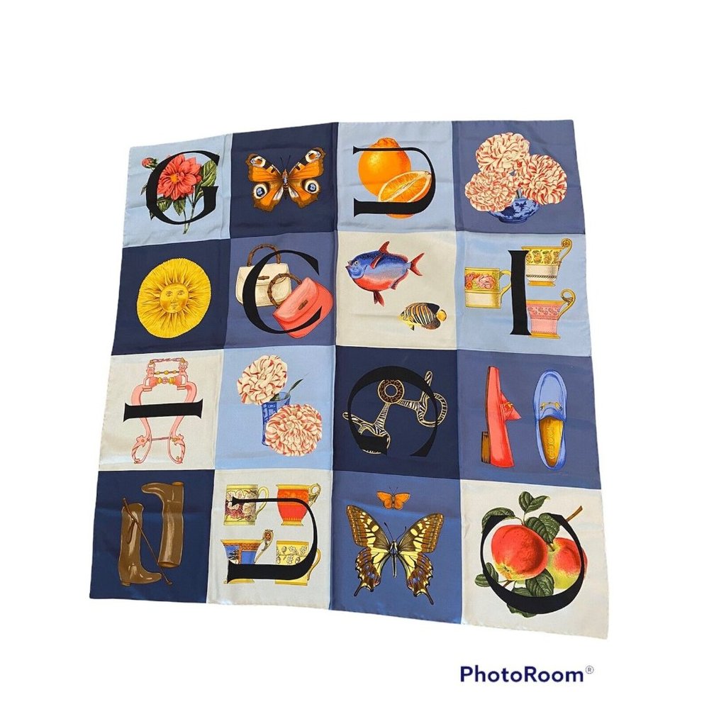 Vintage Rare 1960s/1970s Gucci Silk Scarf Handbags Fish Shoes Navy Cream